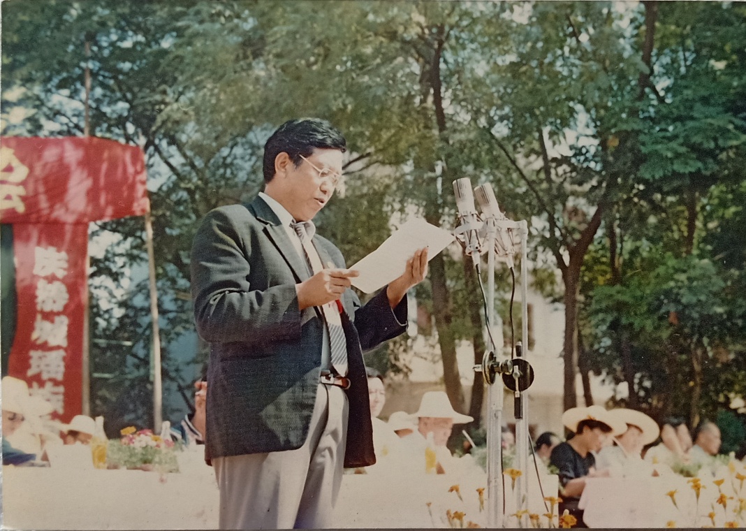 1990年10月15日恭城瑶族自治县成立首届庆祝大会画面！204 / 作者:陈爱国 / 帖子ID:271440