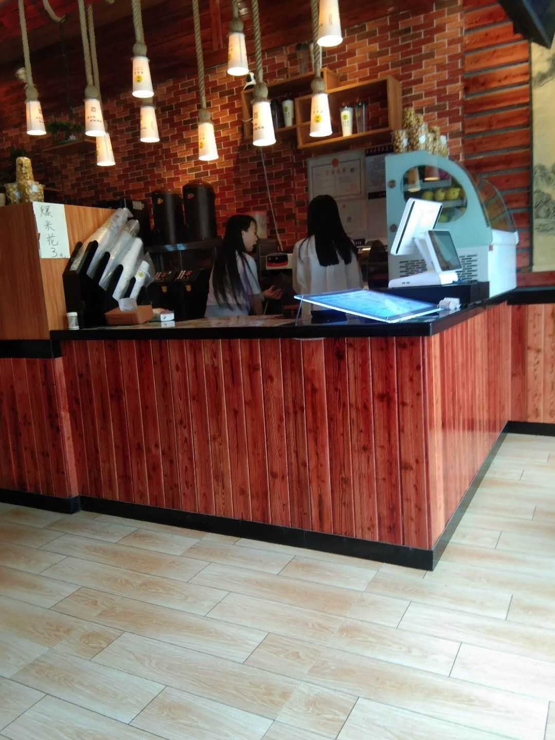奶茶店的卫生情况181 / 作者:森林白云. / 帖子ID:271476