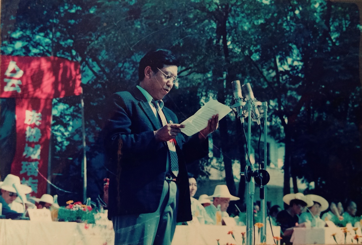 1990年10月15日恭城瑶族自治县成立首届庆祝大会（图片补遗：）703 / 作者:陈爱国 / 帖子ID:271478