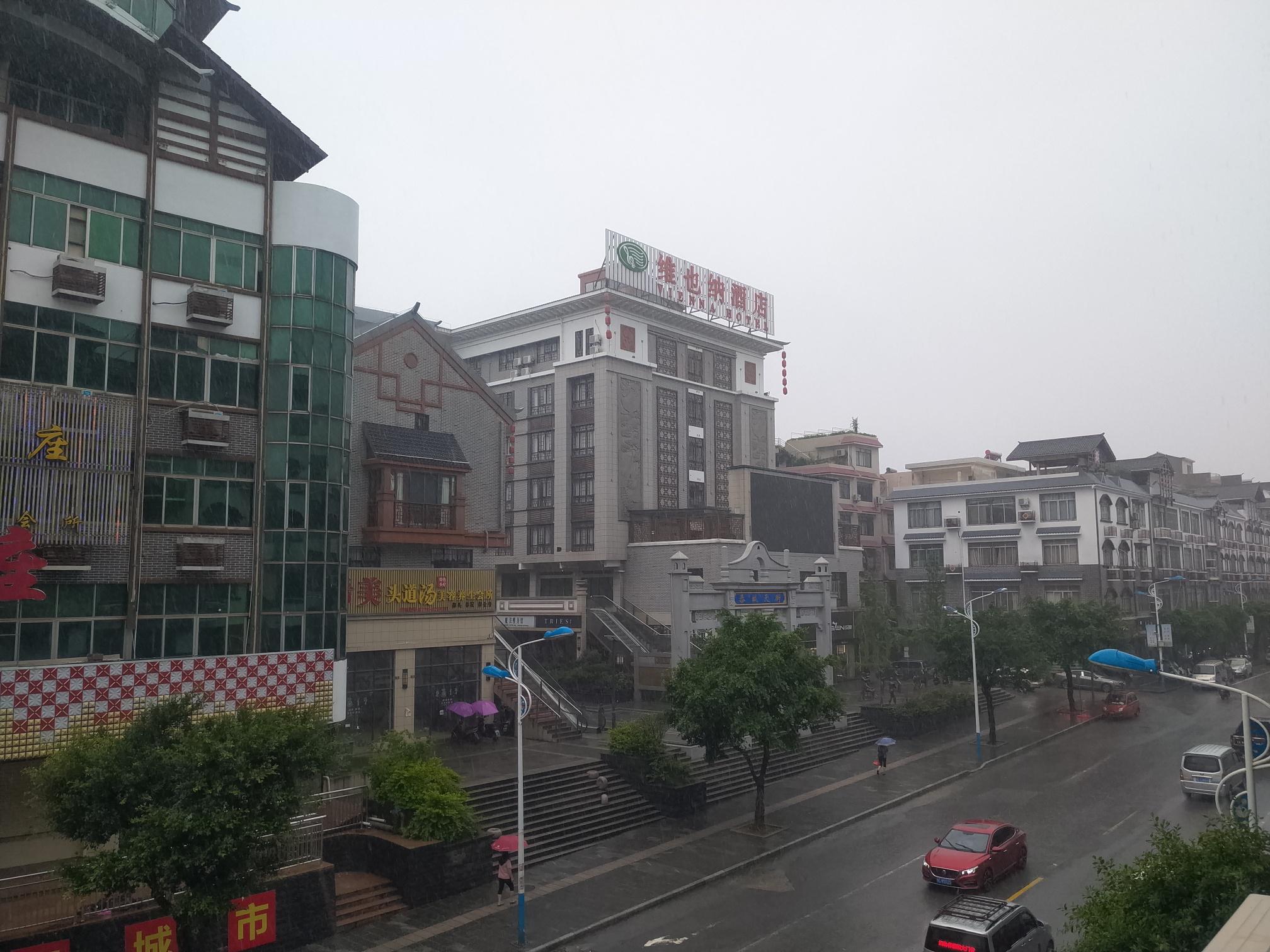 恭城这两天的雨下起就跟依萍问她爸要钱那天那么大492 / 作者:恭城520小奈姐姐 / 帖子ID:272218