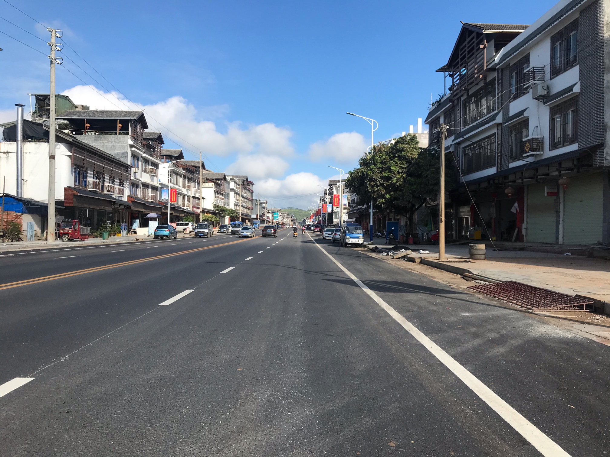 这段路终于修好了956 / 作者:圆月小侠 / 帖子ID:276667