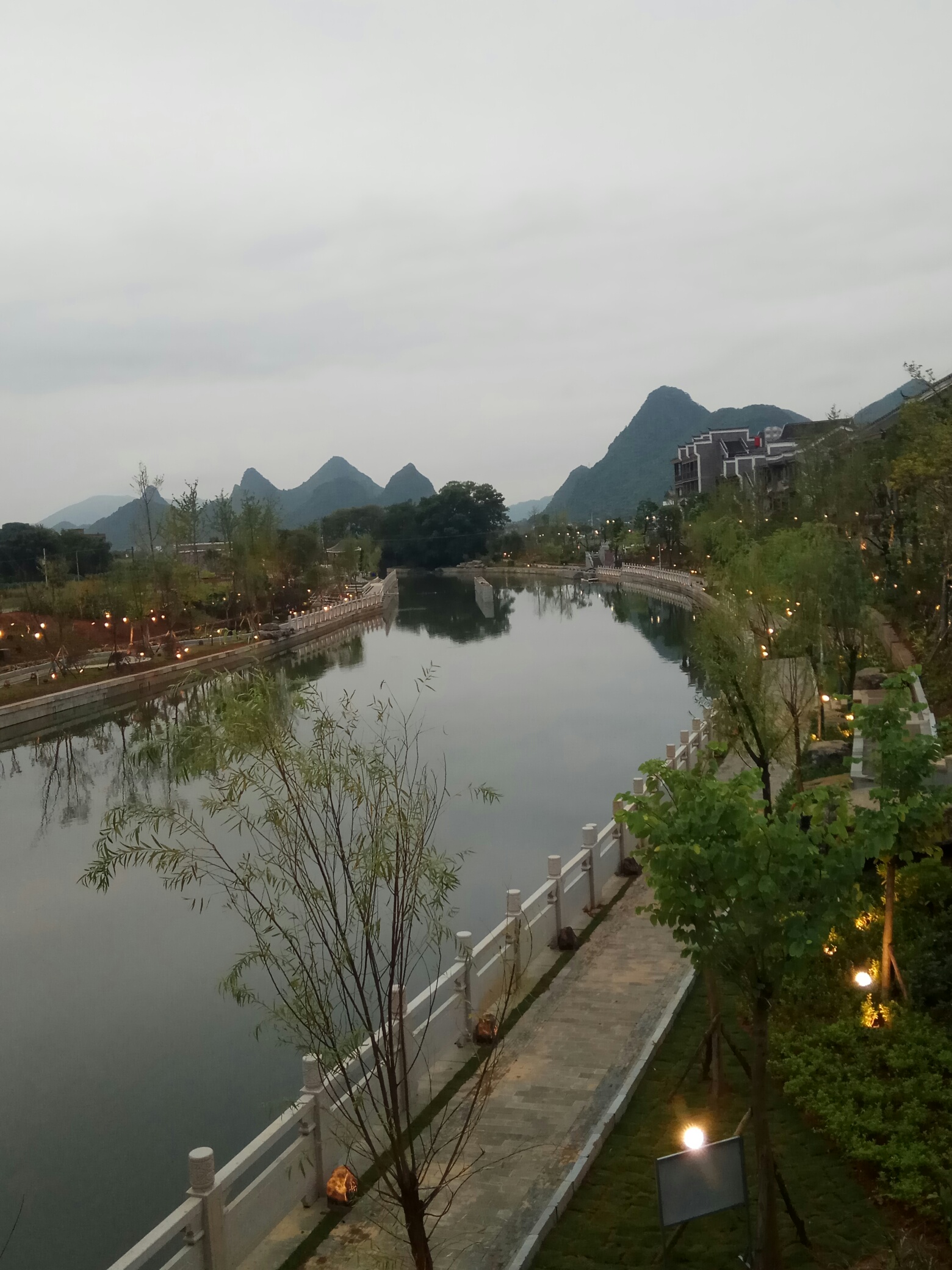 30周年县庆之文化街，美食街305 / 作者:力行者 / 帖子ID:277359