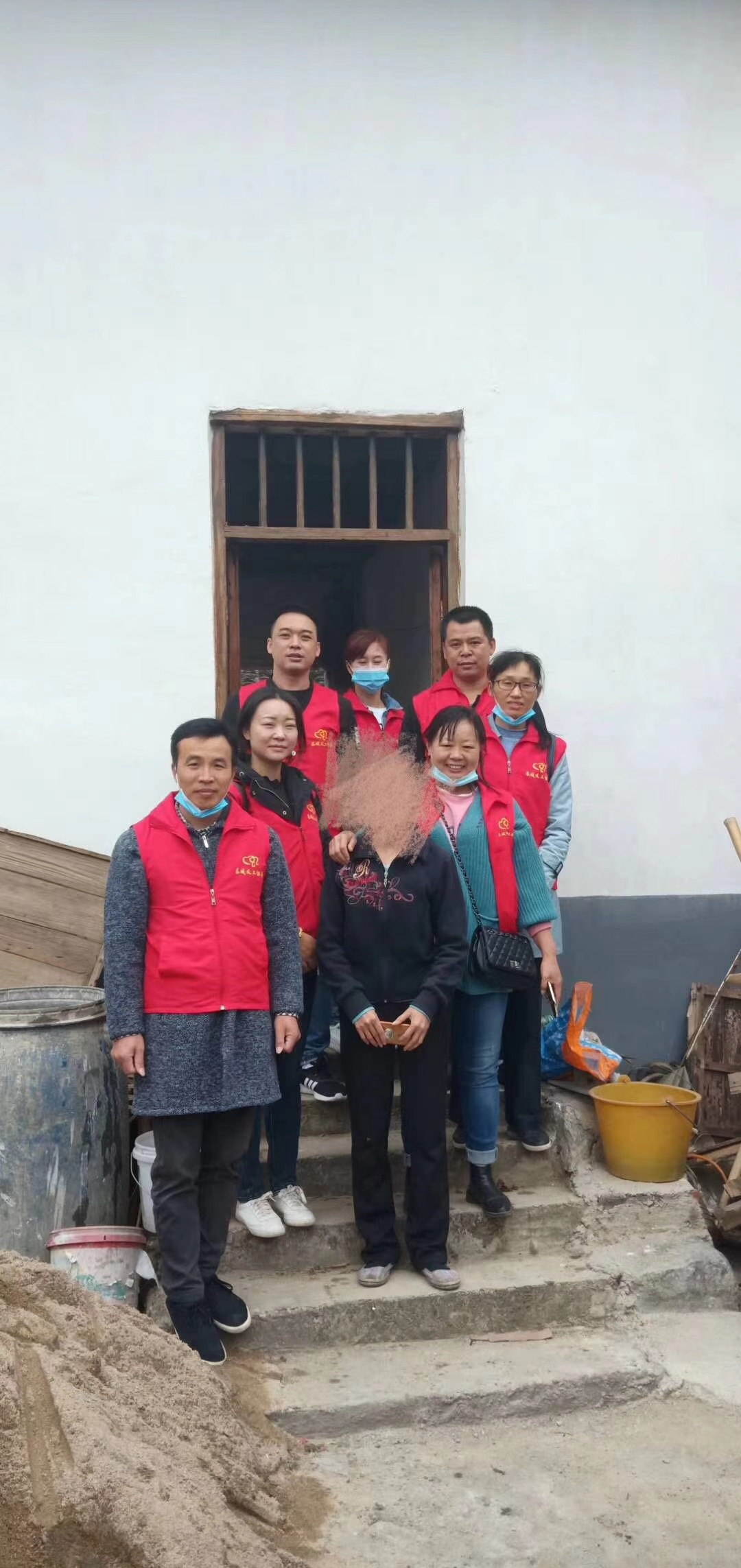 爱心汇聚
大爱无疆
每次都满满的感动
感恩遇见
感恩所有的爱心人士
感恩我们的红马甲676 / 作者:猛龙 / 帖子ID:278919