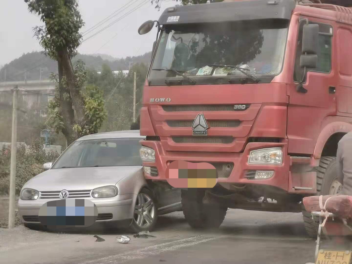今天下班遇到车祸，又堵了好久911 / 作者:公路美学 / 帖子ID:280189