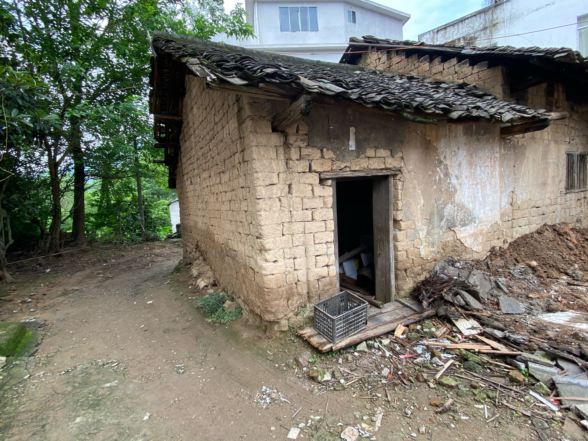 在恭城边上居然还有这种危房没处理594 / 作者:熬夜的人 / 帖子ID:284560