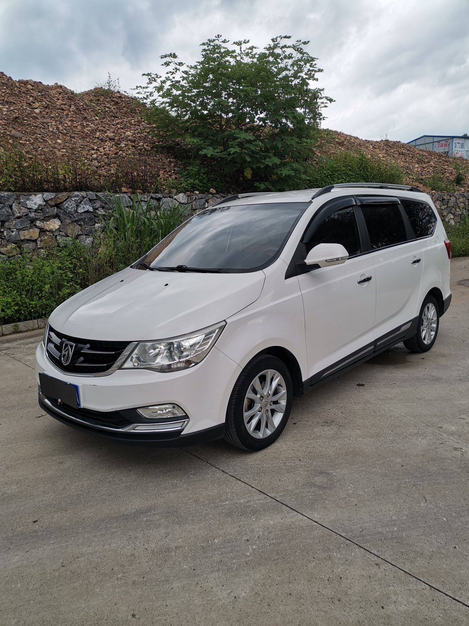 宝骏730 恭城看车579 / 作者:恭城二手车小邹 / 帖子ID:286684
