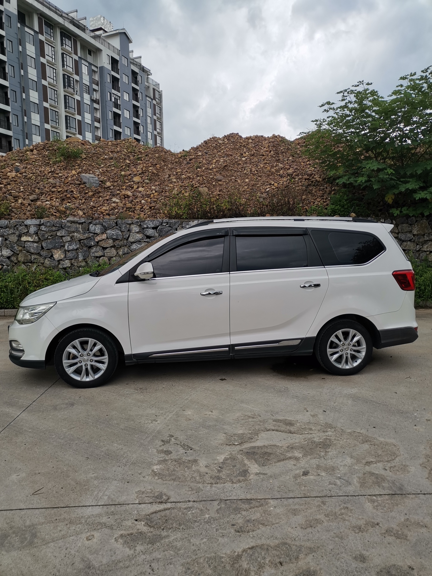 宝骏730 恭城看车667 / 作者:恭城二手车小邹 / 帖子ID:286684