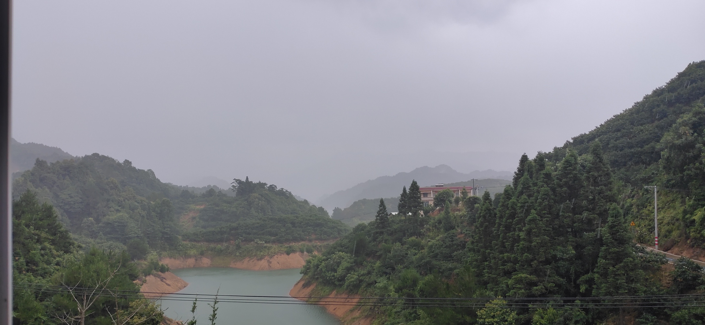 午后瑶山下起了小到中雨750 / 作者:瑤人老李 / 帖子ID:287209