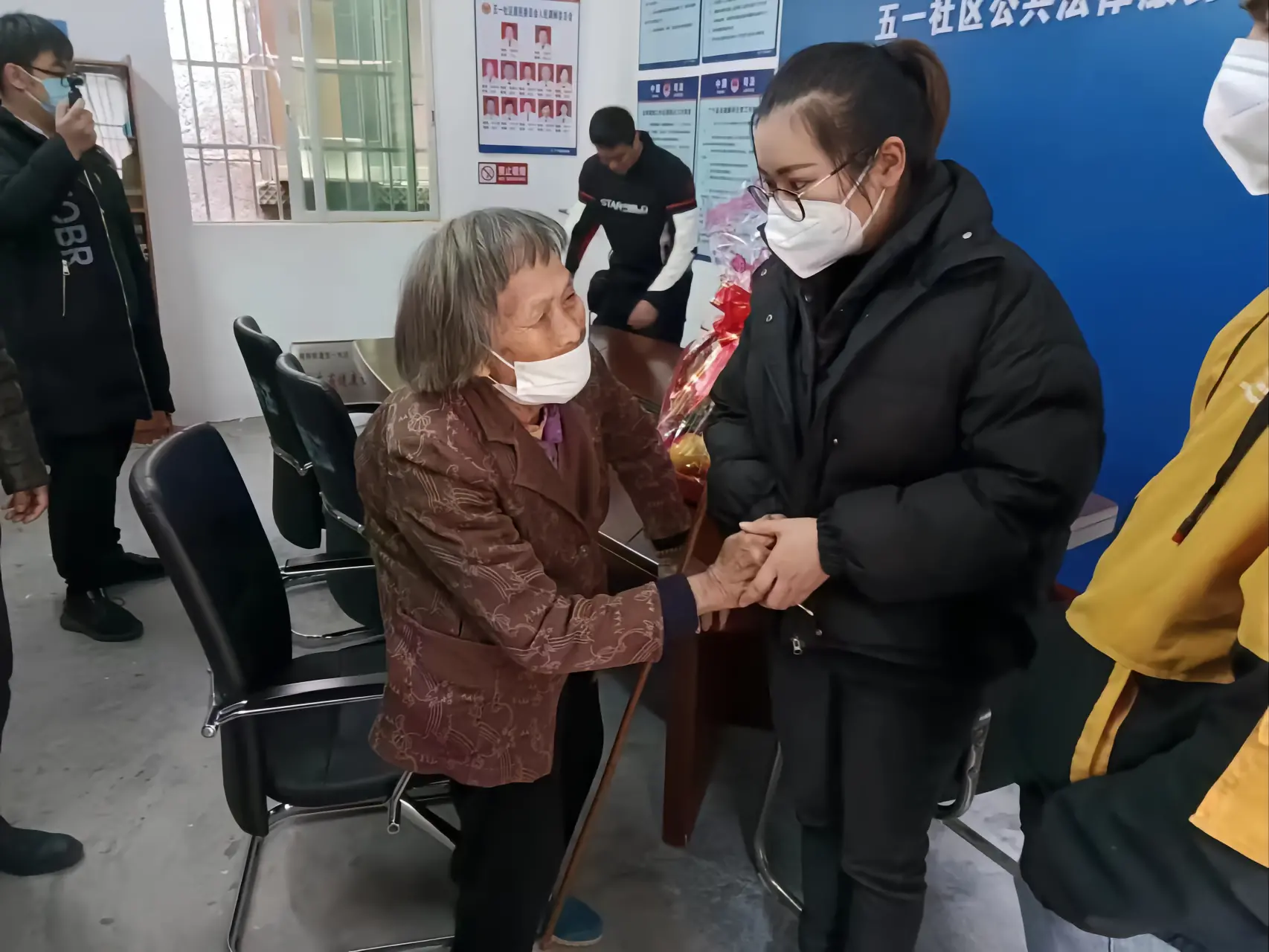 这个店不倒闭，大家的责任呀！329 / 作者:猛龙 / 帖子ID:302042