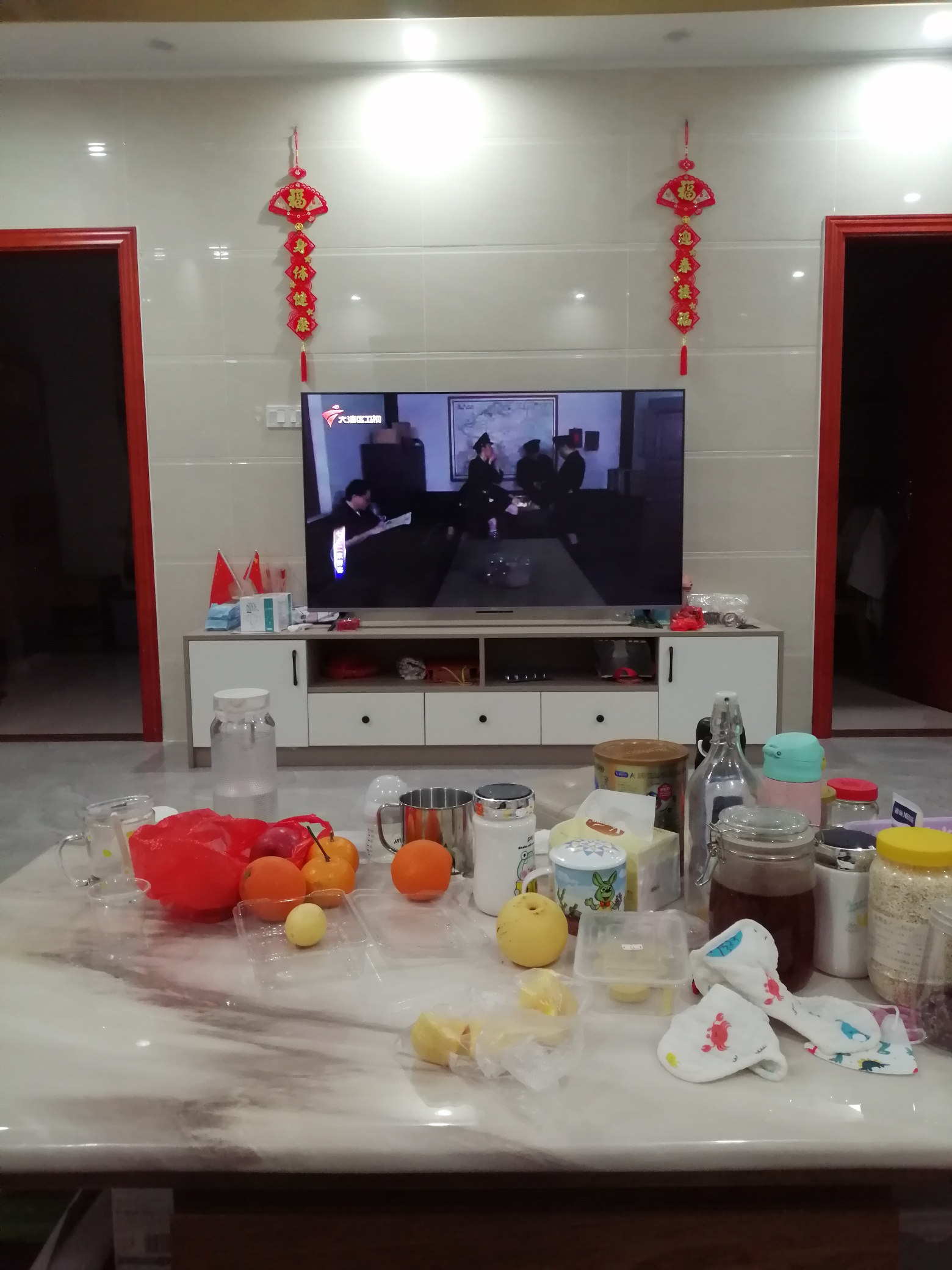 吃饱饭，坐坐，看电视。743 / 作者:横财神. / 帖子ID:302526