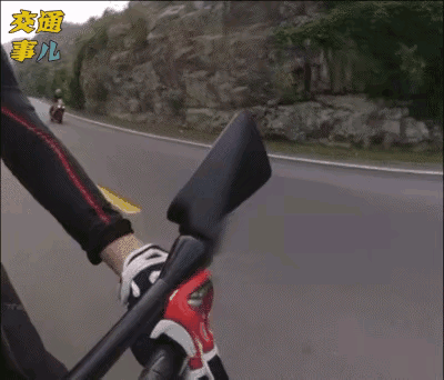 一个个动图警示，骑摩托车别开飞机694 / 作者:猛龙 / 帖子ID:303130