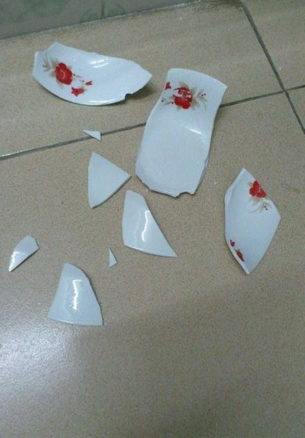 娶妻就如同赌局，买了一件268块的羊毛西服，家里碗筷都被娘们给砸了！76 / 作者:请你莫挖鼻毛啊 / 帖子ID:303334