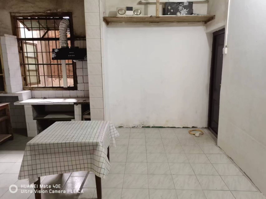 老车站，信合对面，诸葛家具楼上，室内布局两房一厅一厨一卫一阳台，通风采 ...614 / 作者:岳Mac96 / 帖子ID:318999