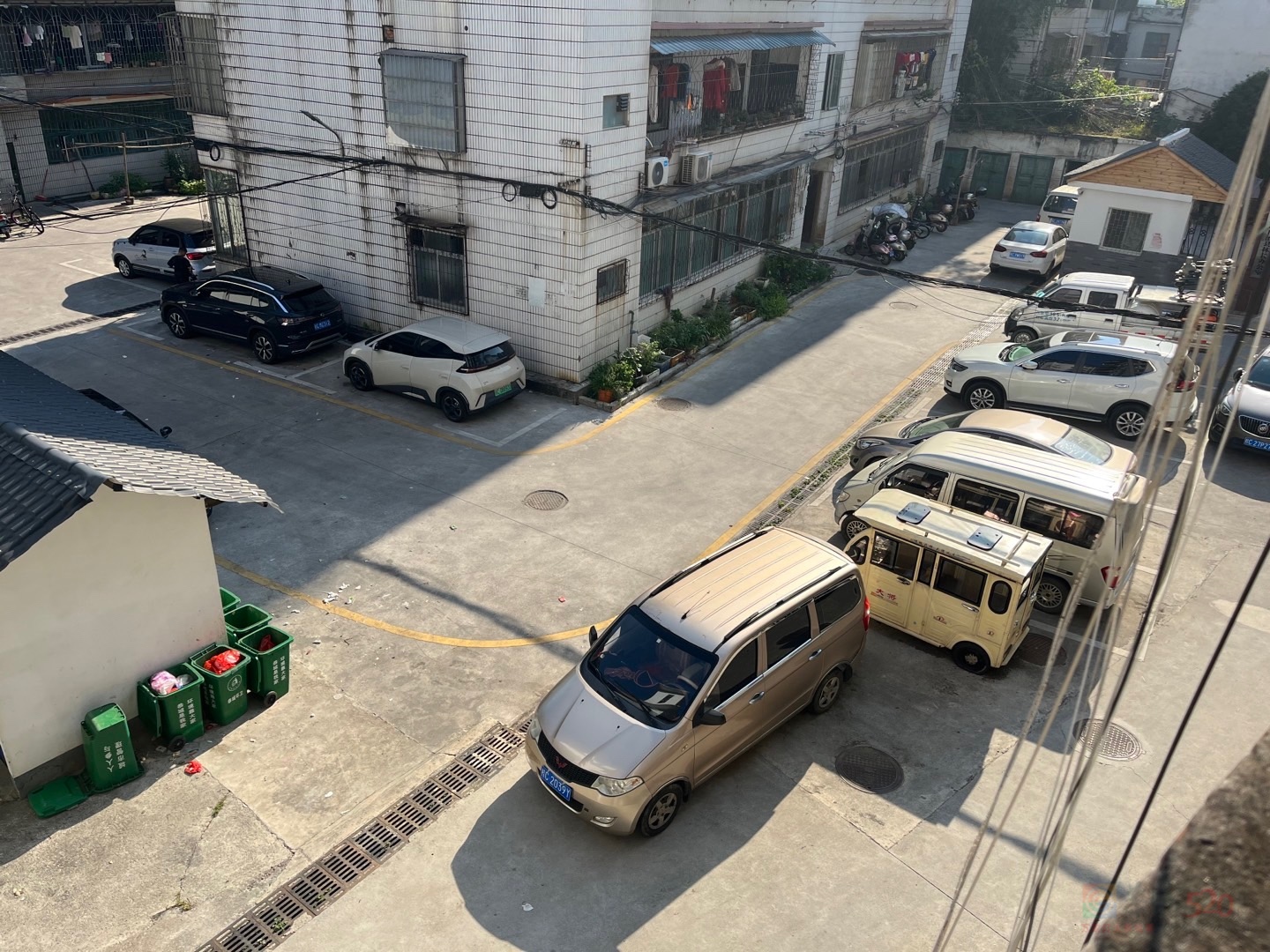 茶江边江景房三房两厅大厨房两卫970 / 作者:晚风清庭拾几许 / 帖子ID:319262