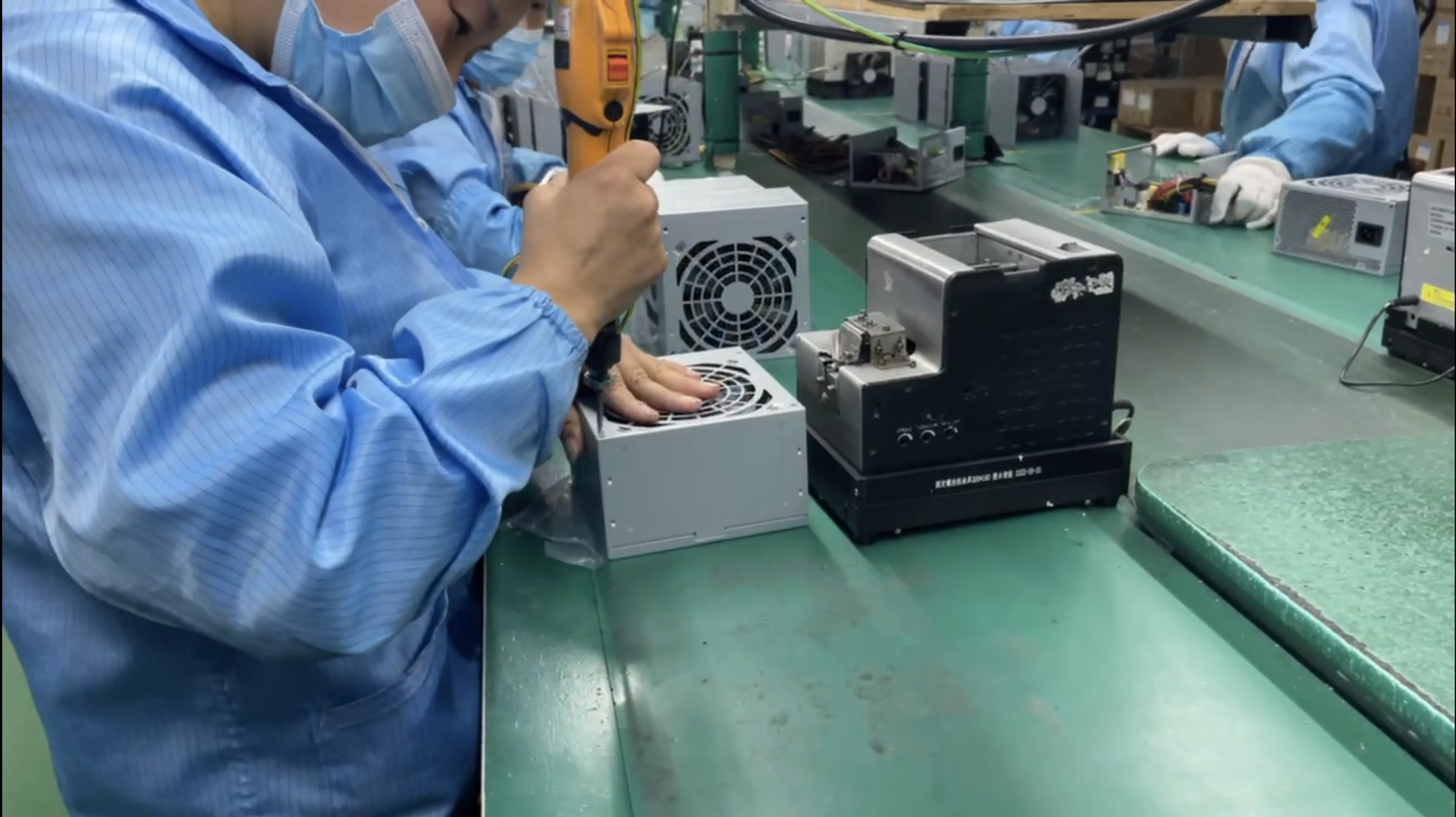 15一小时/平乐工业区电池厂小时工（长白班）
【招聘要求】女工18-47岁，男 ...17 / 作者:招工小覃 / 帖子ID:319642