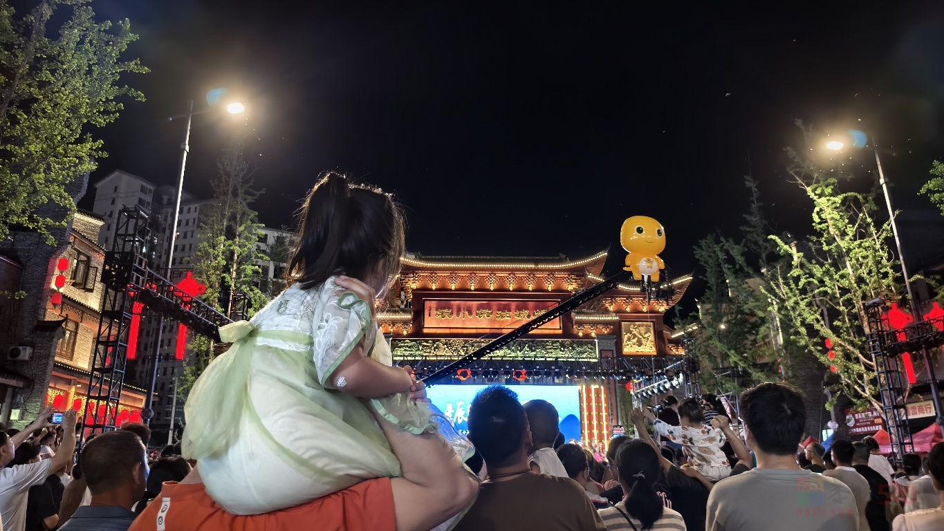 油茶节瑶族服装T台秀654 / 作者:风云客 / 帖子ID:319679